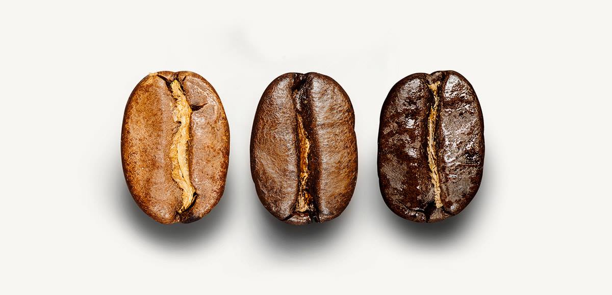 SỰ THAY ĐỔI MÀU SẮC của hạt cafe